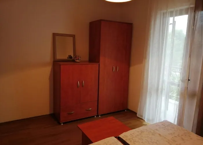 Maribela Apartments